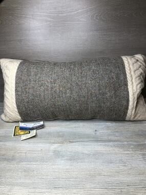 ARAN MÕR Ireland 100% MERINO WOOL Throw Pillow Down Filled